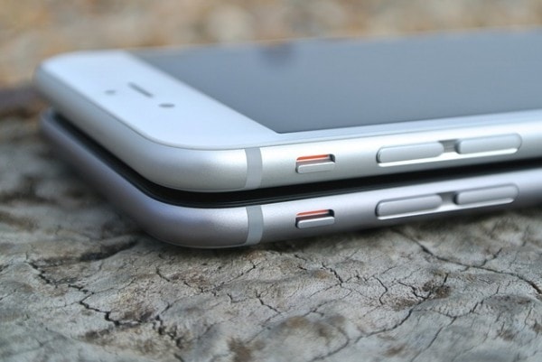 2 iPhones - Mobile Device Management